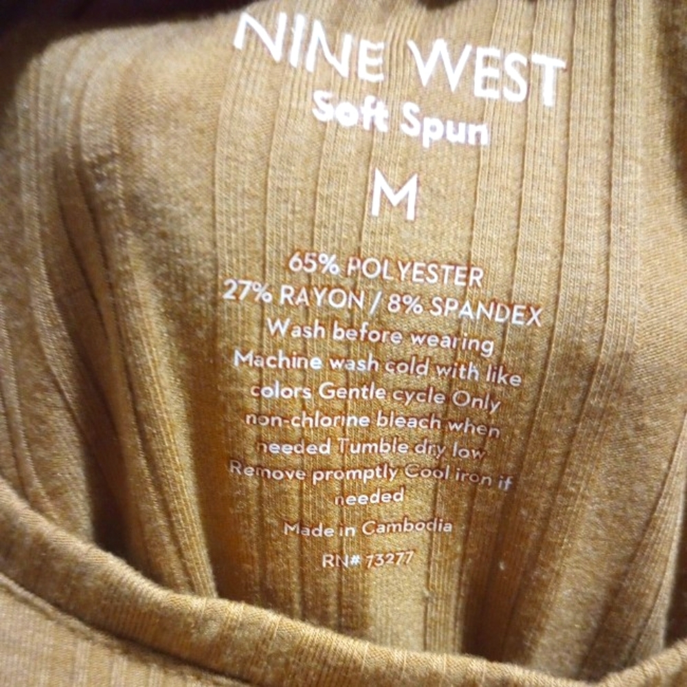 Nine West Ribbed Top - Picture 2 of 4